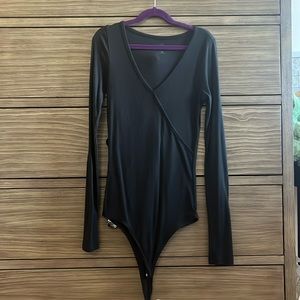 Hollister  ribbed bodysuit